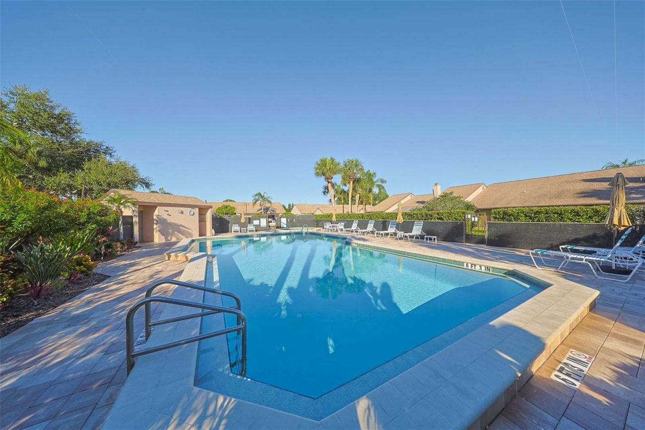 5941 Clubside Drive, Unit 5941, Sarasota, FL 34243 Photo
