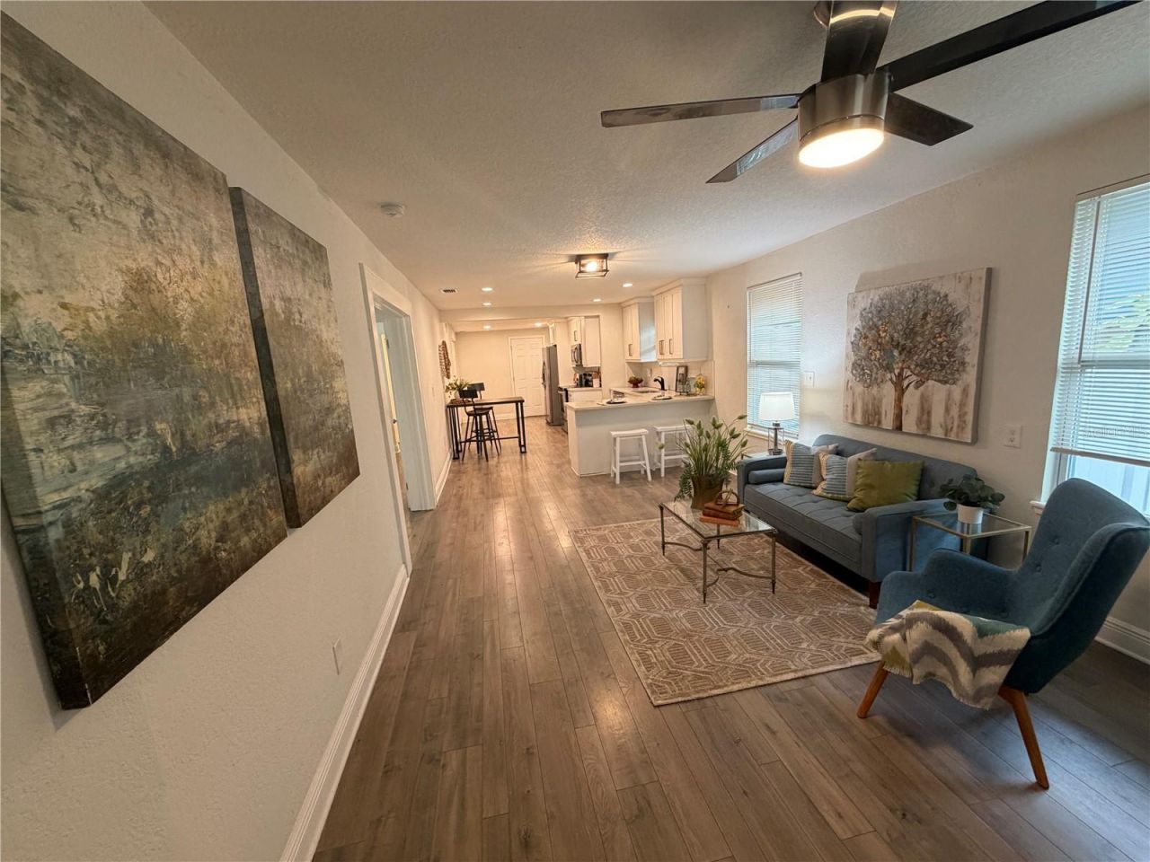 210 E Cluster Avenue, Tampa, FL 33604 Photo