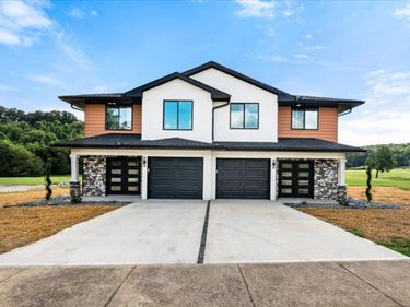 143 & 145 Crooked Creek Drive, London, KY 40744