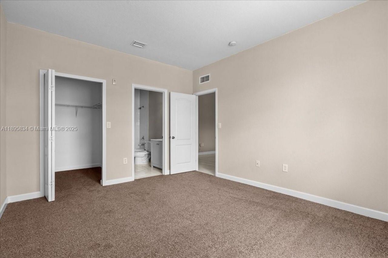 1677 SE 27th Ct, Unit 202, Homestead, FL 33035 Photo