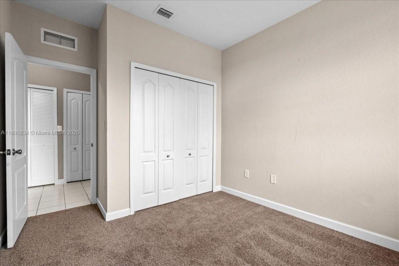 1677 SE 27th Ct, Unit 202, Homestead, FL 33035 Photo