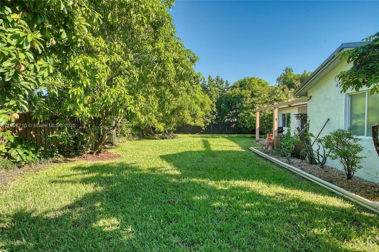 22000 SW 127th Ave, Miami, FL 33170 Photo