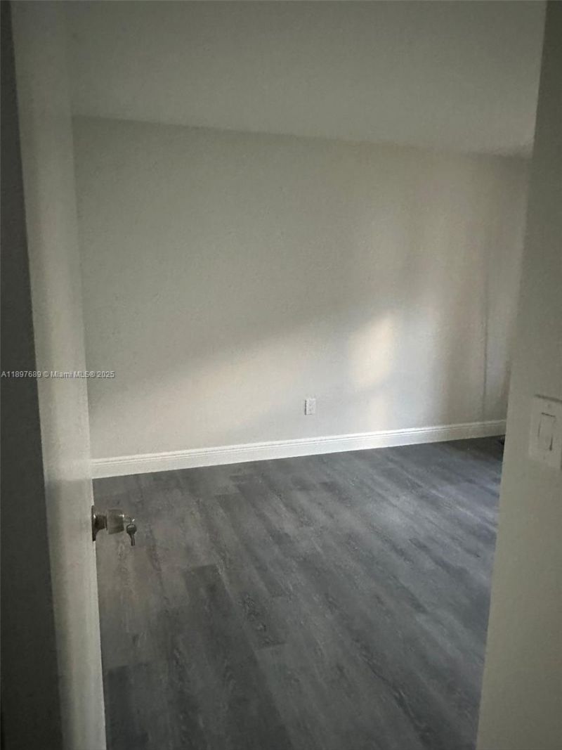 855 NE 209th St, Unit 103-34, Miami, FL 33179 Photo