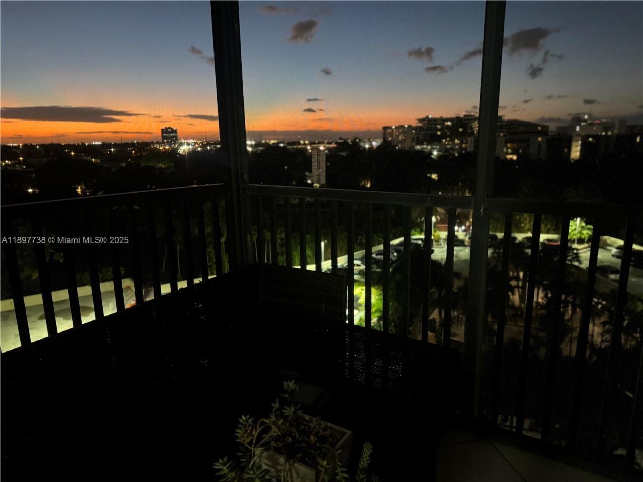 20301 W Country Club Dr, Unit 821, Aventura, FL 33180 Photo