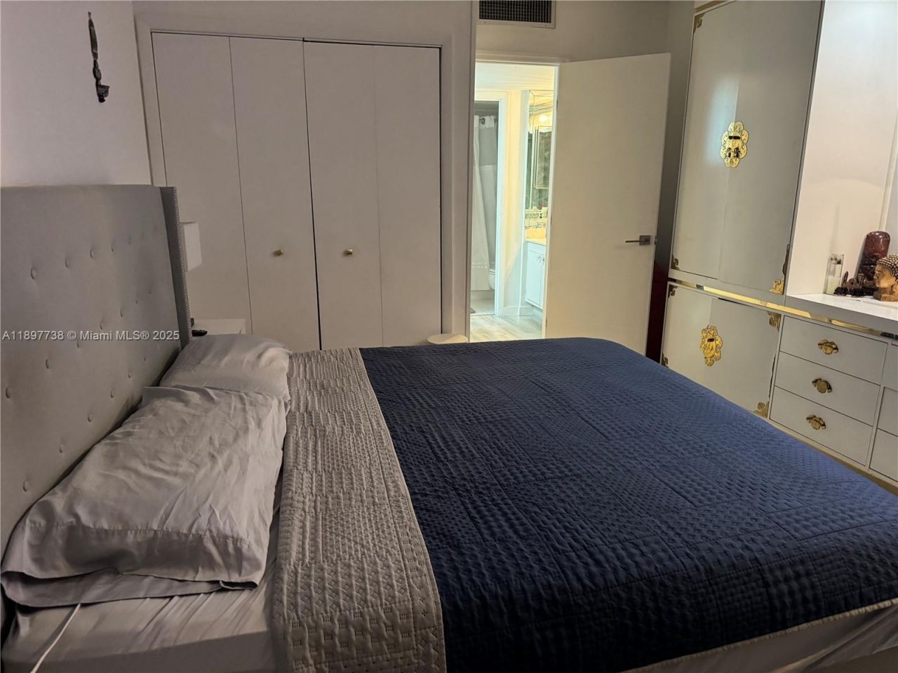 20301 W Country Club Dr, Unit 821, Aventura, FL 33180 Photo