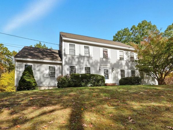 13 Cottonwood Road, Plaistow, NH 03865