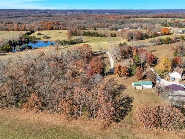 6028 Highway AC, Leslie, MO 63056