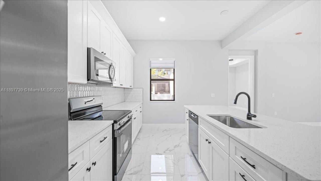 932 Maddock St, Lehigh Acres, FL 33974 Photo