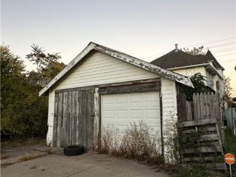 3288 Scranton Road, Cleveland, OH 44109 Photo 27