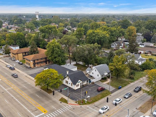 6401 W 107th Street, Worth, IL 60482