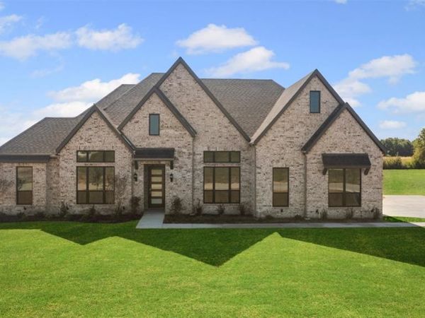 153 Lila Lake Drive, Waxahachie, TX 75165