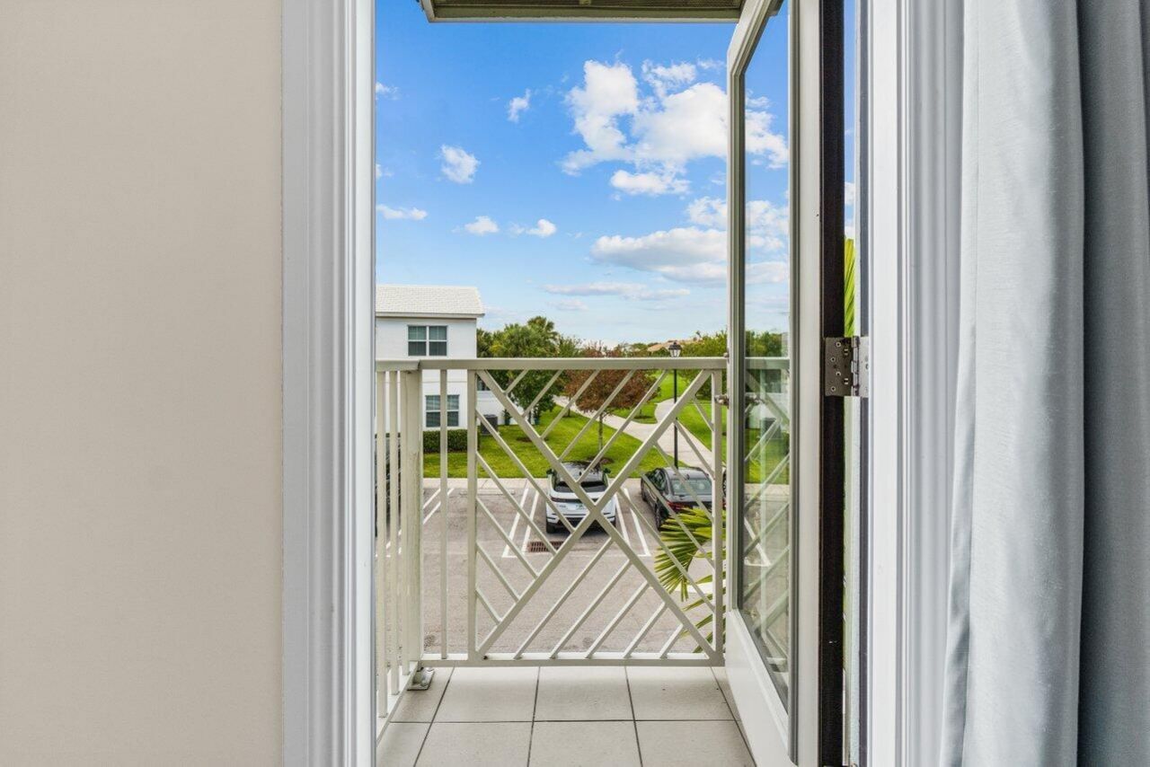 62 Sabal Court, Royal Palm Beach, FL 33411 Photo