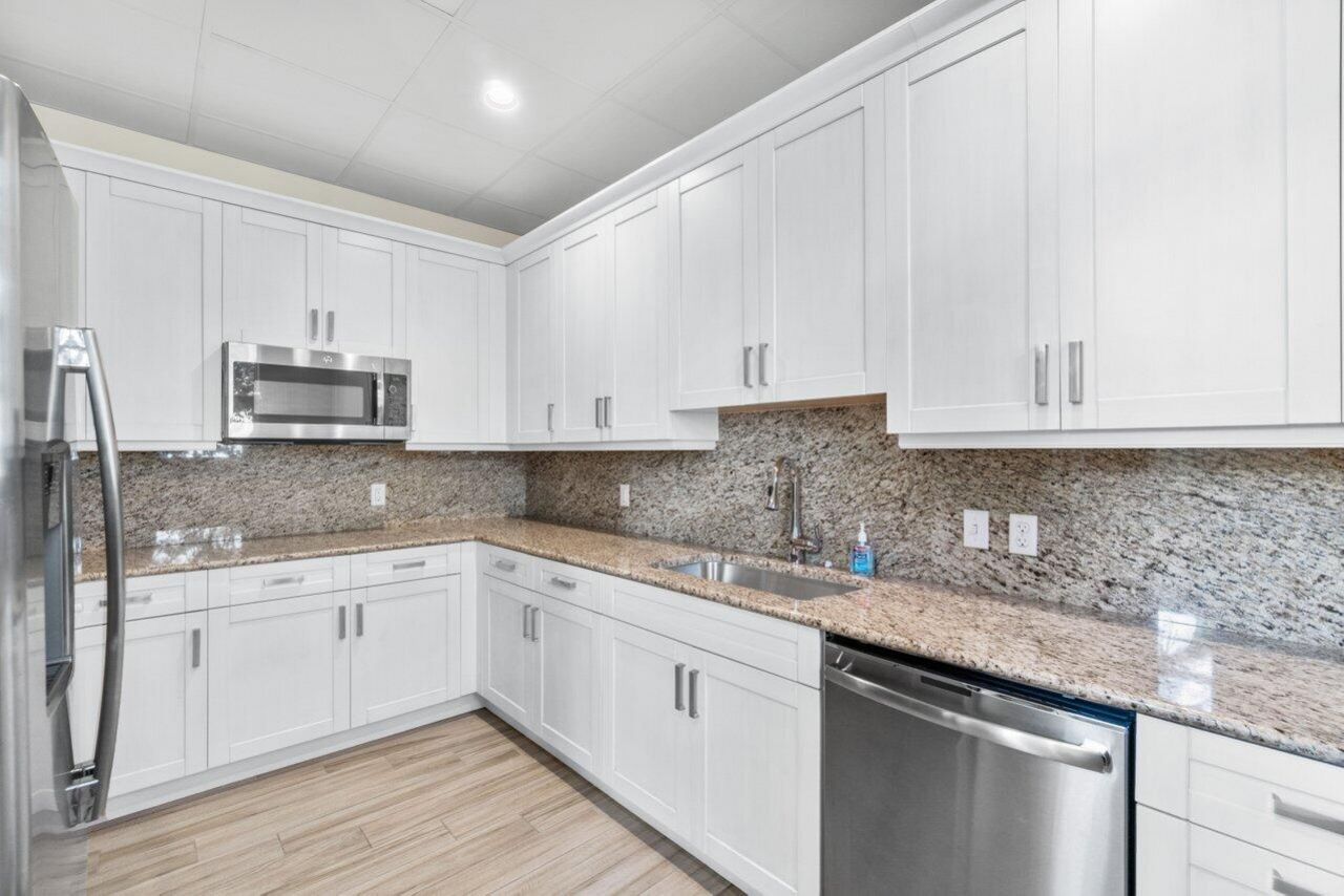 62 Sabal Court, Royal Palm Beach, FL 33411 Photo