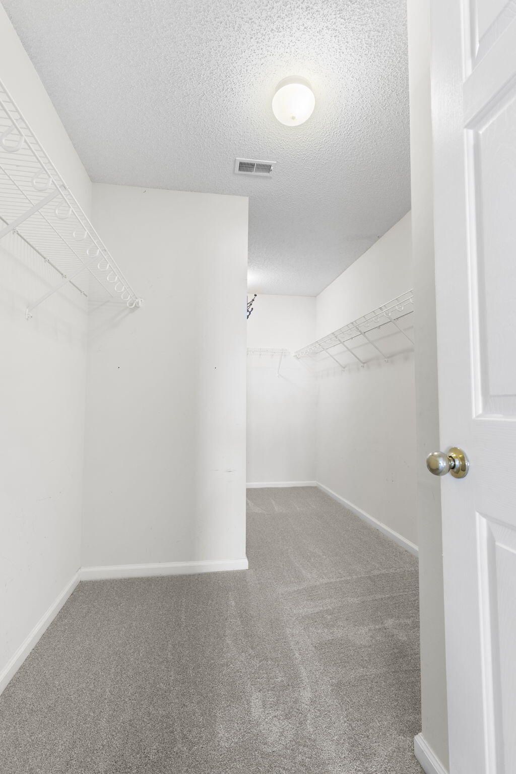 2015 Robin Wood Boulevard Photo 25