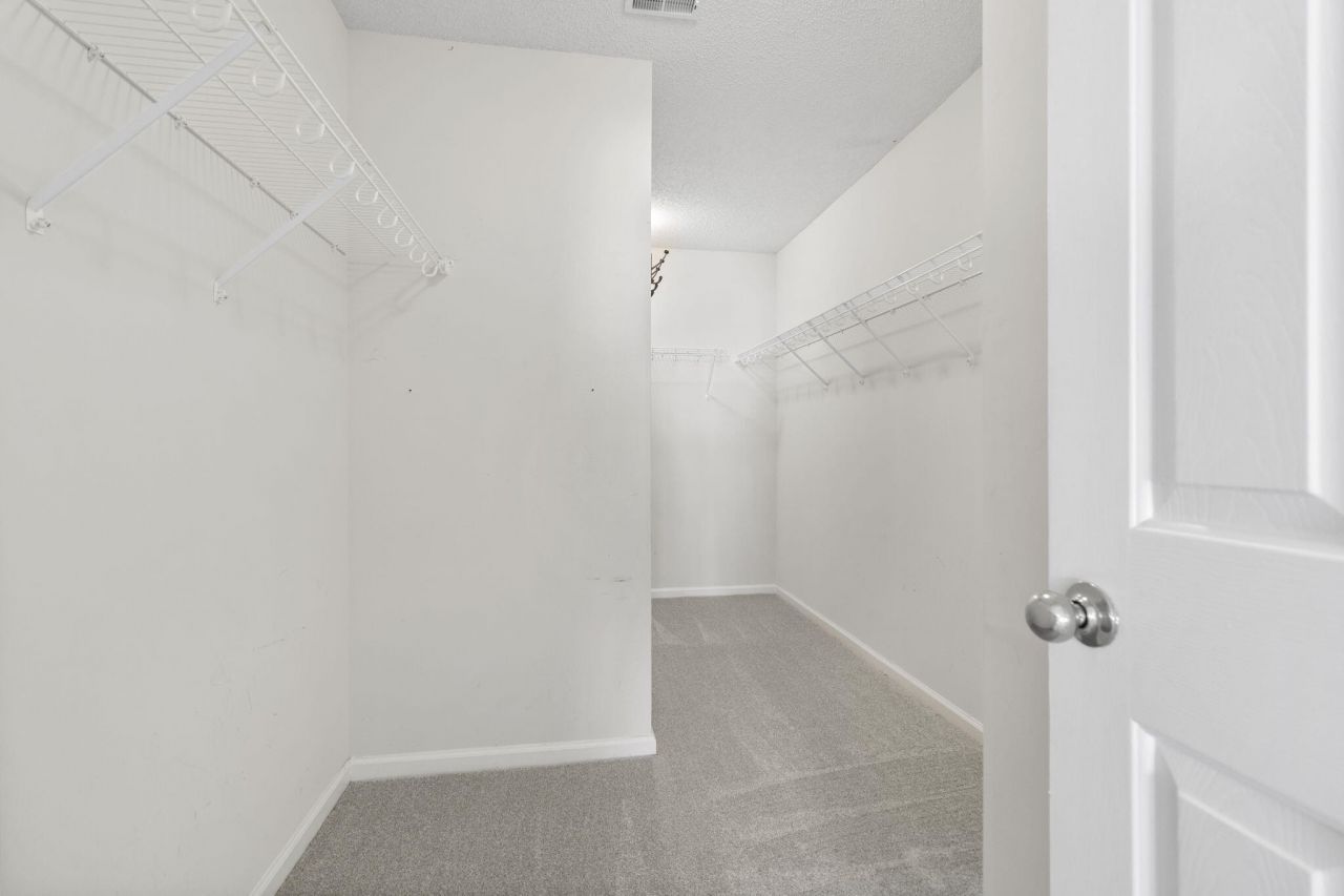 2015 Robin Wood Boulevard Photo 26