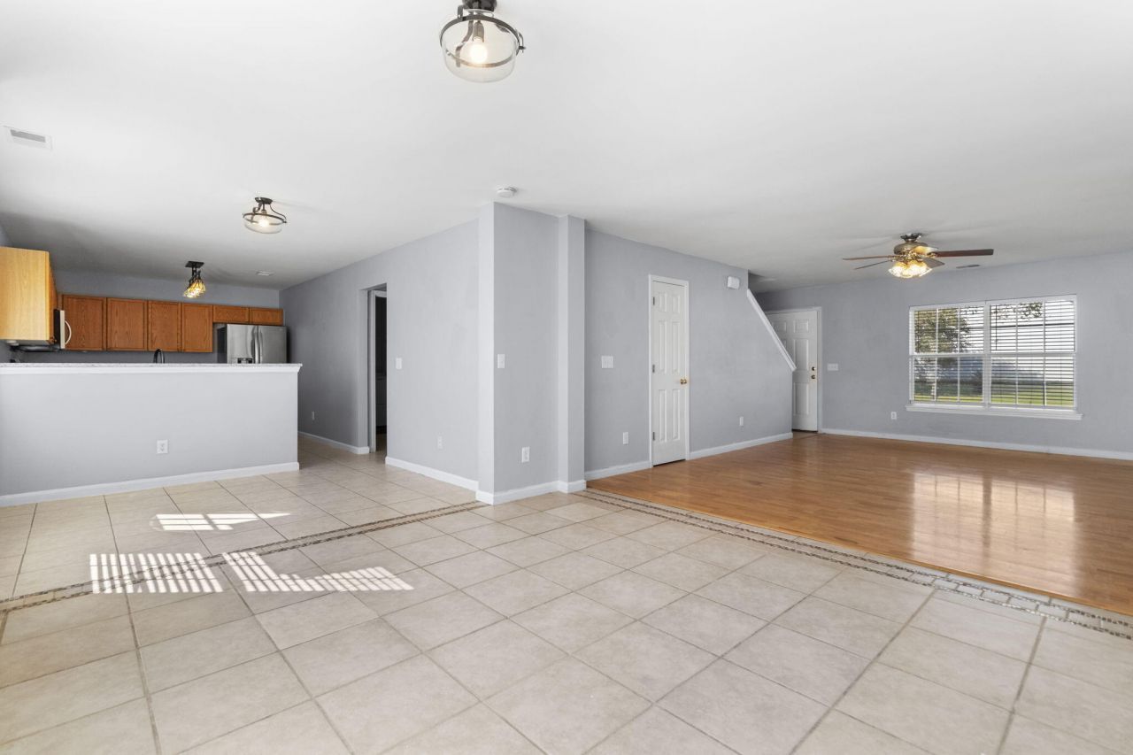 2015 Robin Wood Boulevard Photo 7