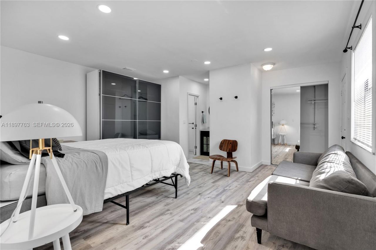 1510 Normandy Dr, Miami Beach, FL 33141 Photo