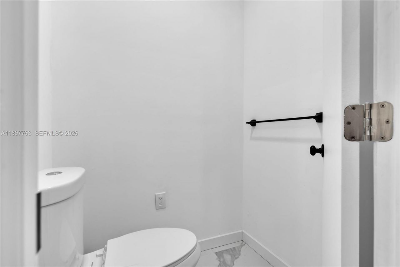 1510 Normandy Dr, Miami Beach, FL 33141 Photo