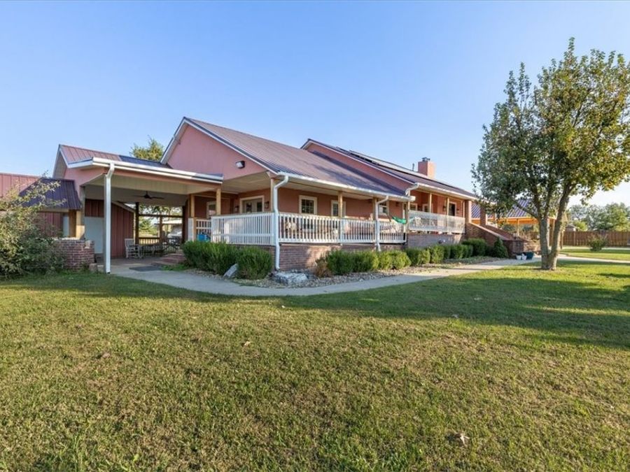 Property Image 4