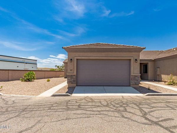 846 N Pueblo Drive, Unit 137, Casa Grande, AZ 85122