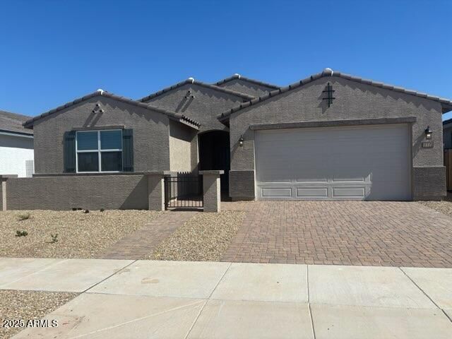 17770 W Odeum Lane, Goodyear, AZ 85338 Main Photo