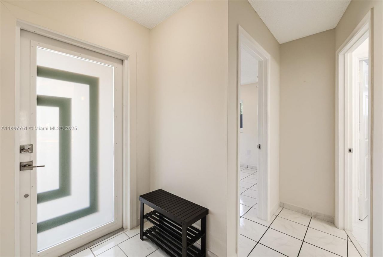 4216 SW 138th Ct, Miami, FL 33175 Photo