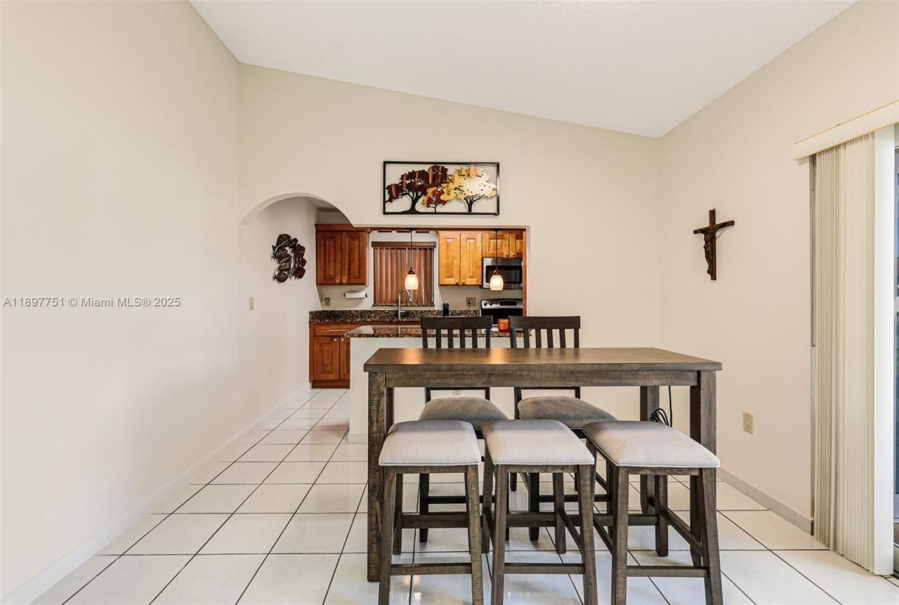 4216 SW 138th Ct, Miami, FL 33175 Photo