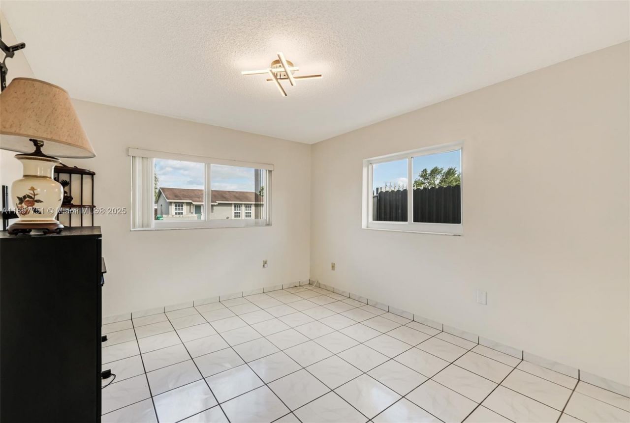 4216 SW 138th Ct, Miami, FL 33175 Photo