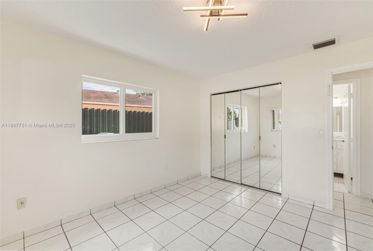 4216 SW 138th Ct, Miami, FL 33175 Photo