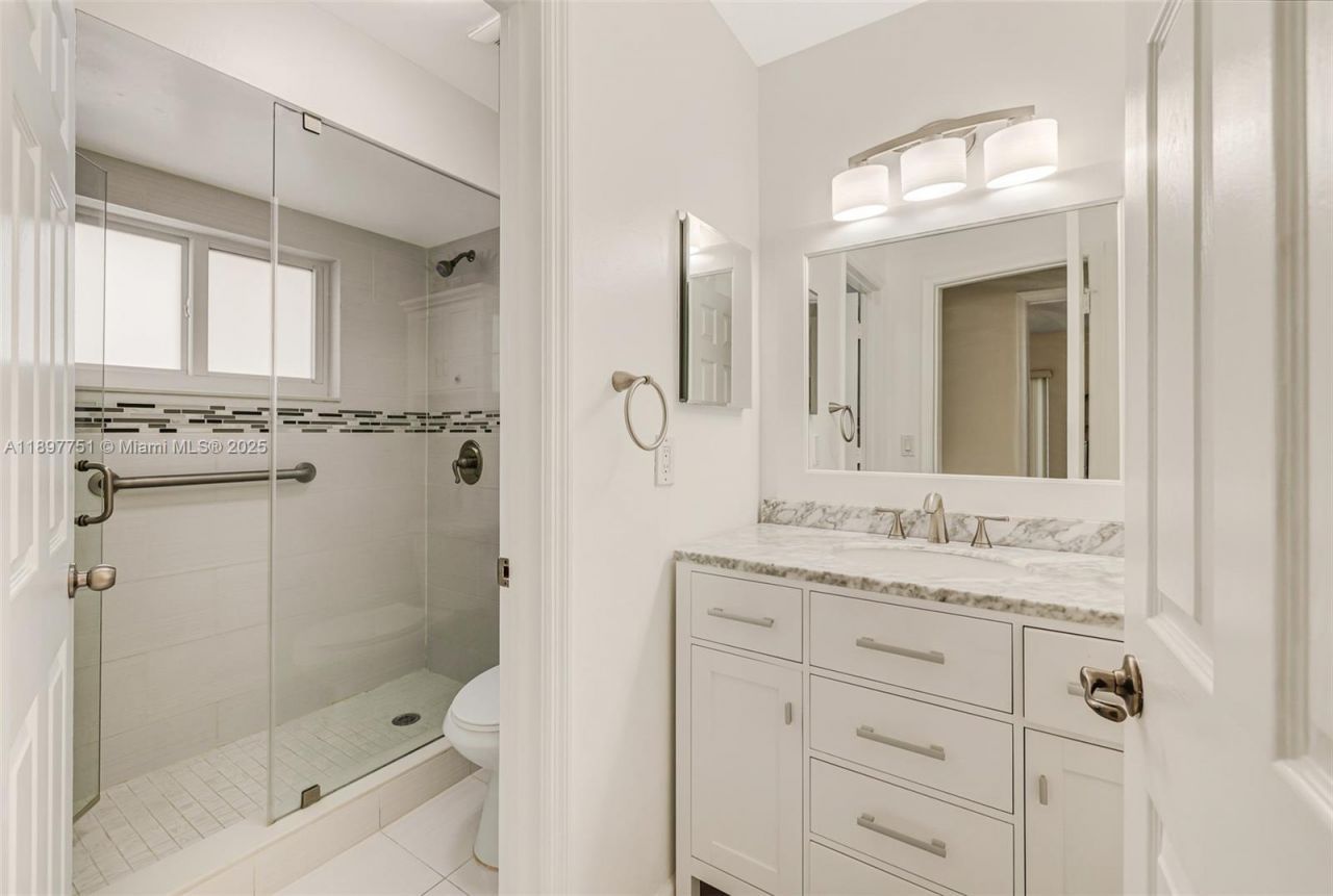 4216 SW 138th Ct, Miami, FL 33175 Photo