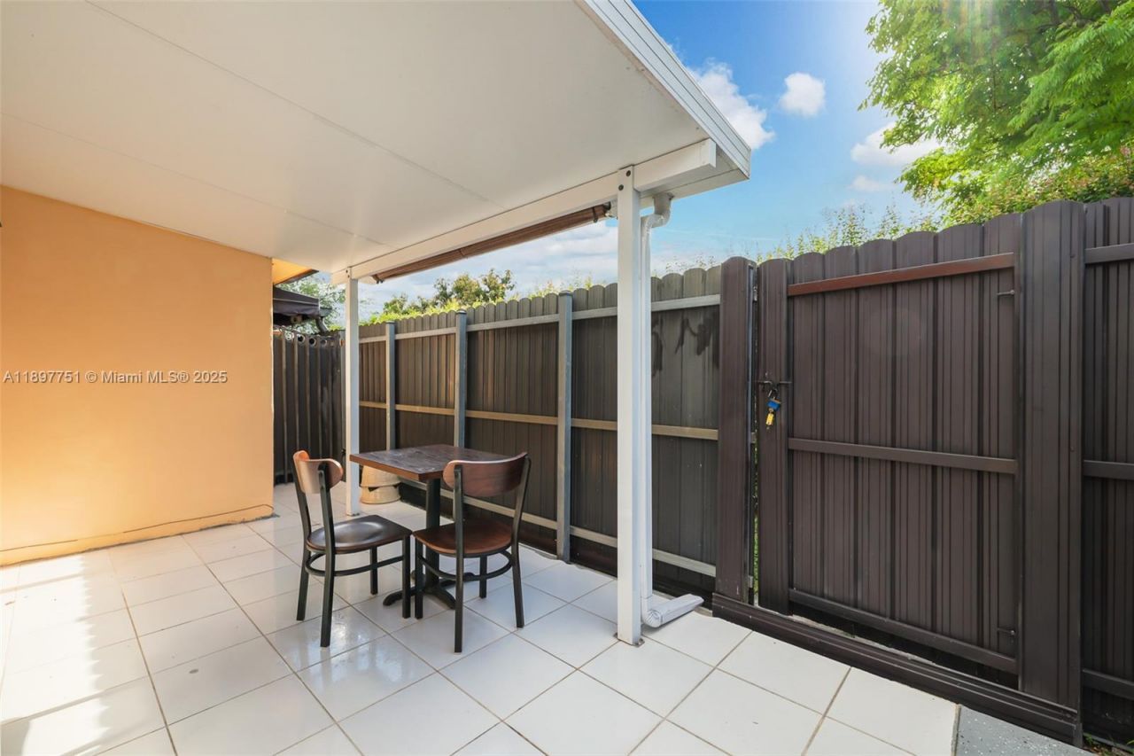 4216 SW 138th Ct, Miami, FL 33175 Photo