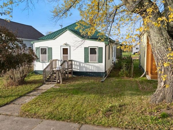 316 W 3rd Avenue N, Aurora, MN 55705