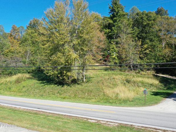 103 Shelton Lane, Oneida, TN 37841