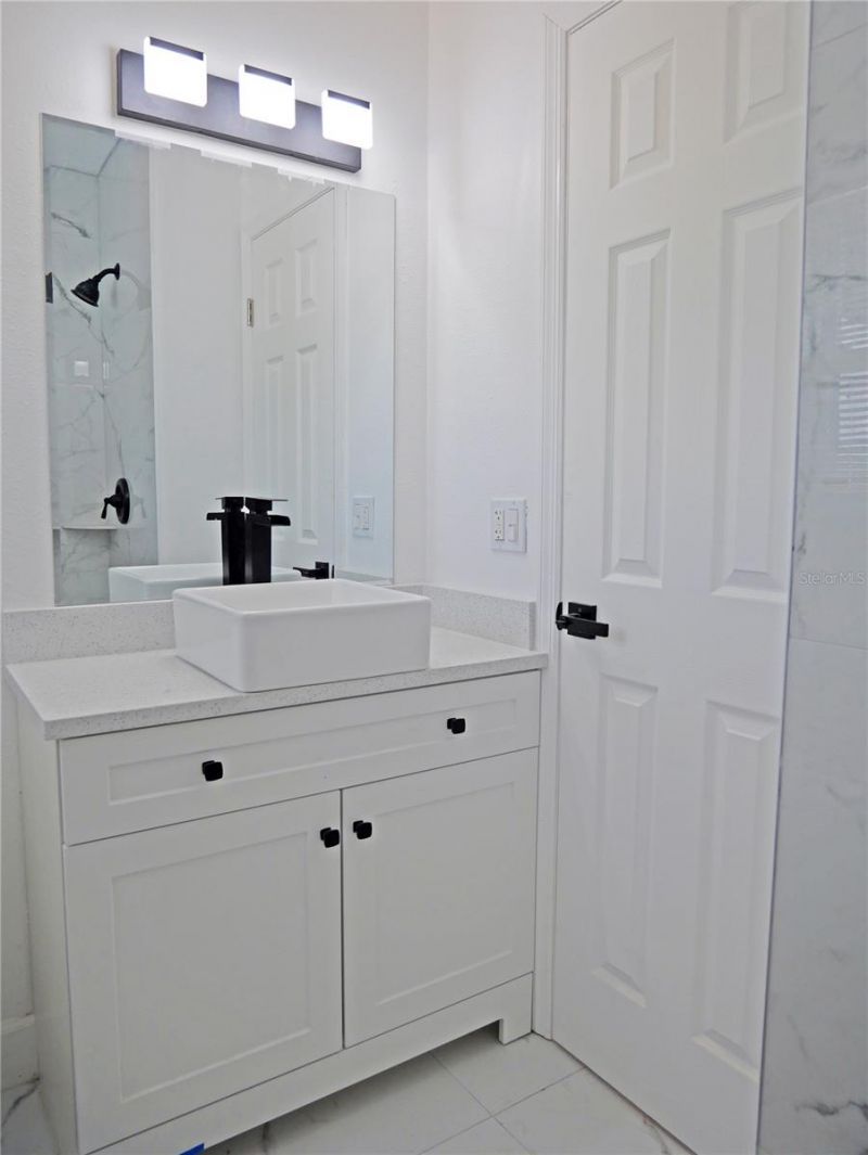 5014 Dr Martin Luther King Jr Street S, Saint Petersburg, FL 33705 Photo