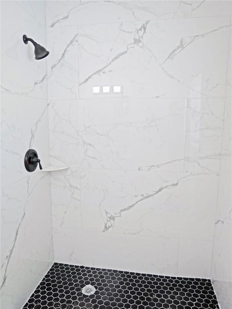 5014 Dr Martin Luther King Jr Street S, Saint Petersburg, FL 33705 Photo