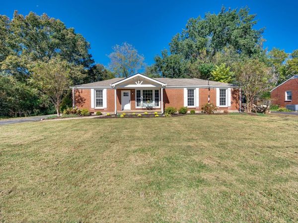 363 Flushing Dr, Nashville, TN 37211
