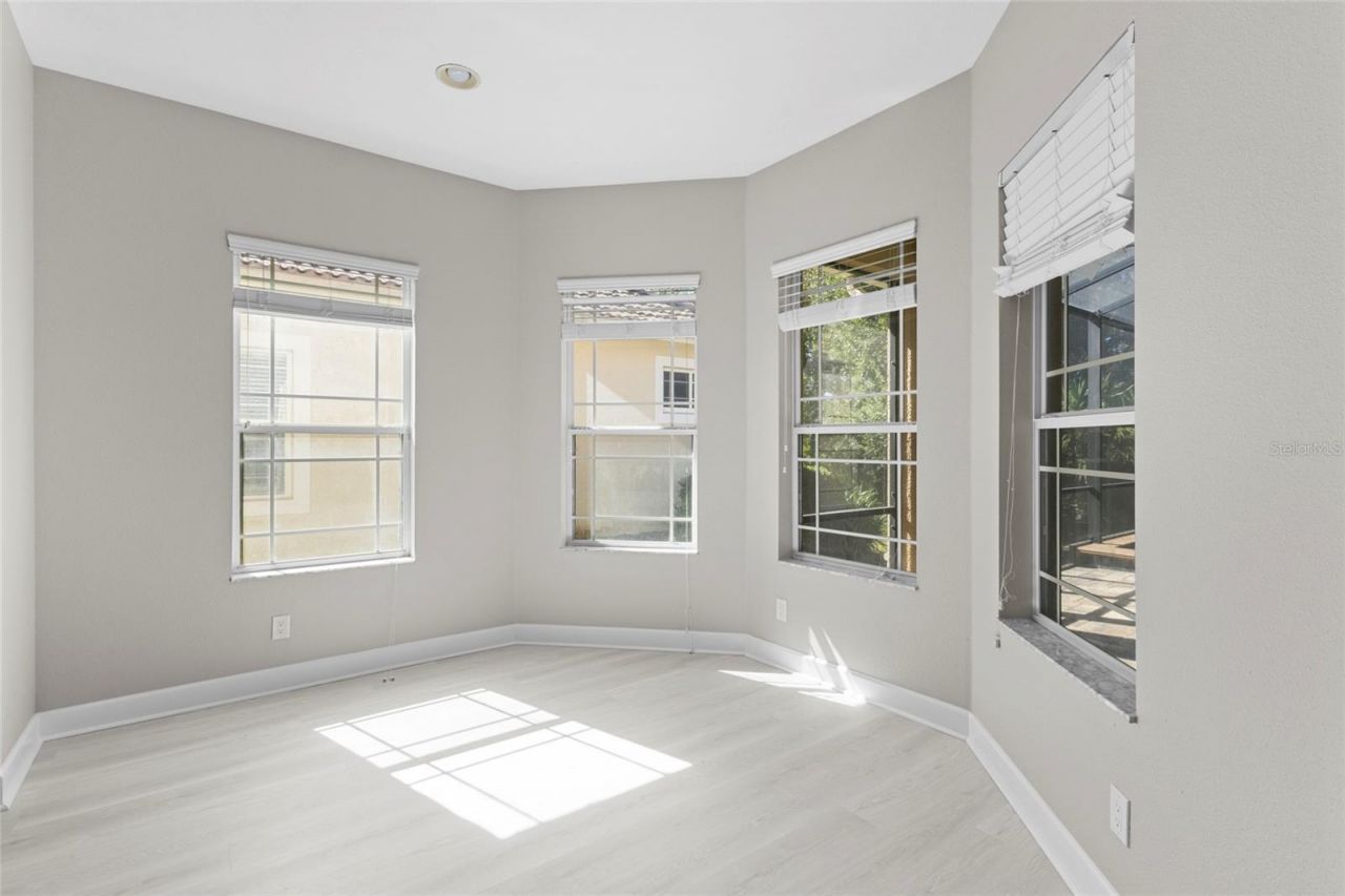 8134 Santa Rosa Court, Sarasota, FL 34243 Photo