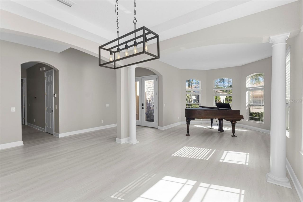 8134 Santa Rosa Court, Sarasota, FL 34243 Photo