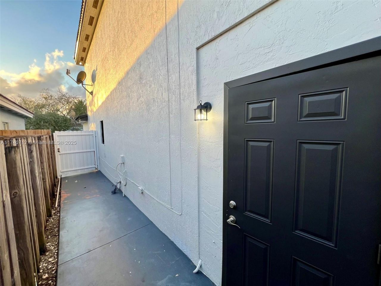 22581 SW 103rd Ct, Cutler Bay, FL 33190 Photo