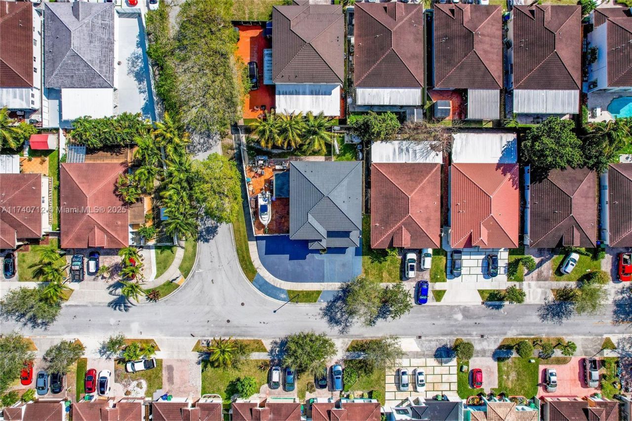 22581 SW 103rd Ct, Cutler Bay, FL 33190 Photo