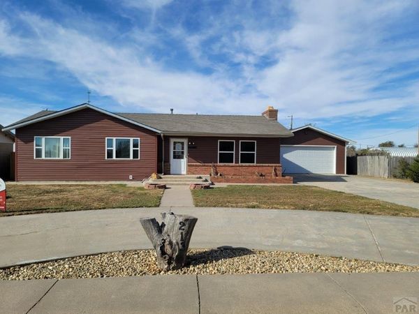 213 S Kansas St, Walsh, CO 81090