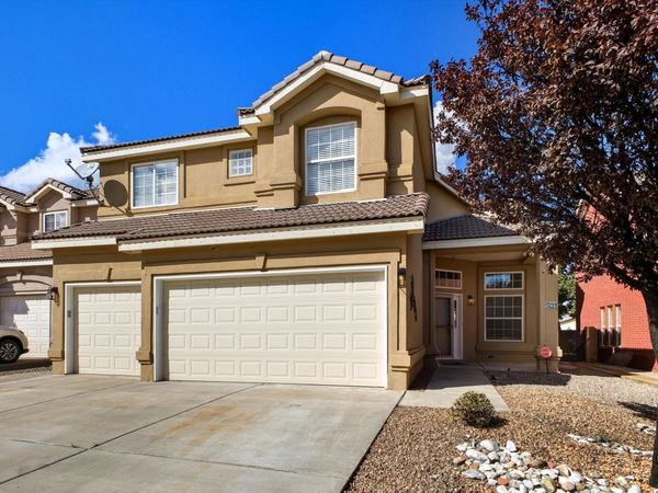 7623 Ramona Avenue NW, Albuquerque, NM 87114