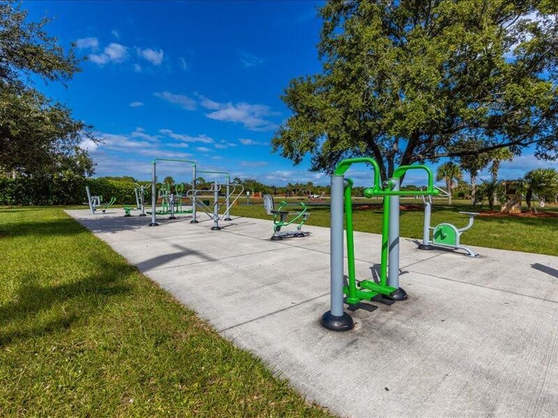 1297 SE Floresta Drive, Port Saint Lucie, FL 34983 Photo
