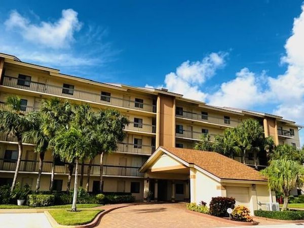 1201 Seafarer Circle, Unit 204, Jupiter, FL 33477
