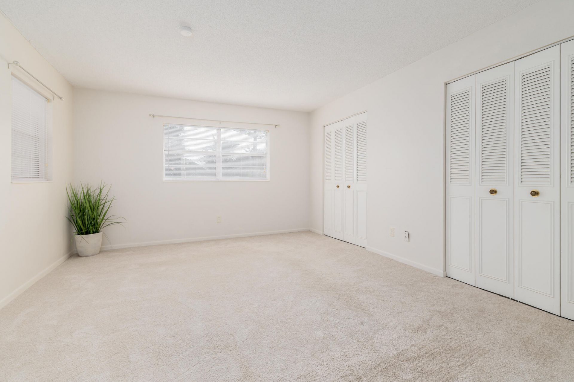 2950 SE Ocean Boulevard Se, Unit 2-4, Stuart, FL 34996 Photo