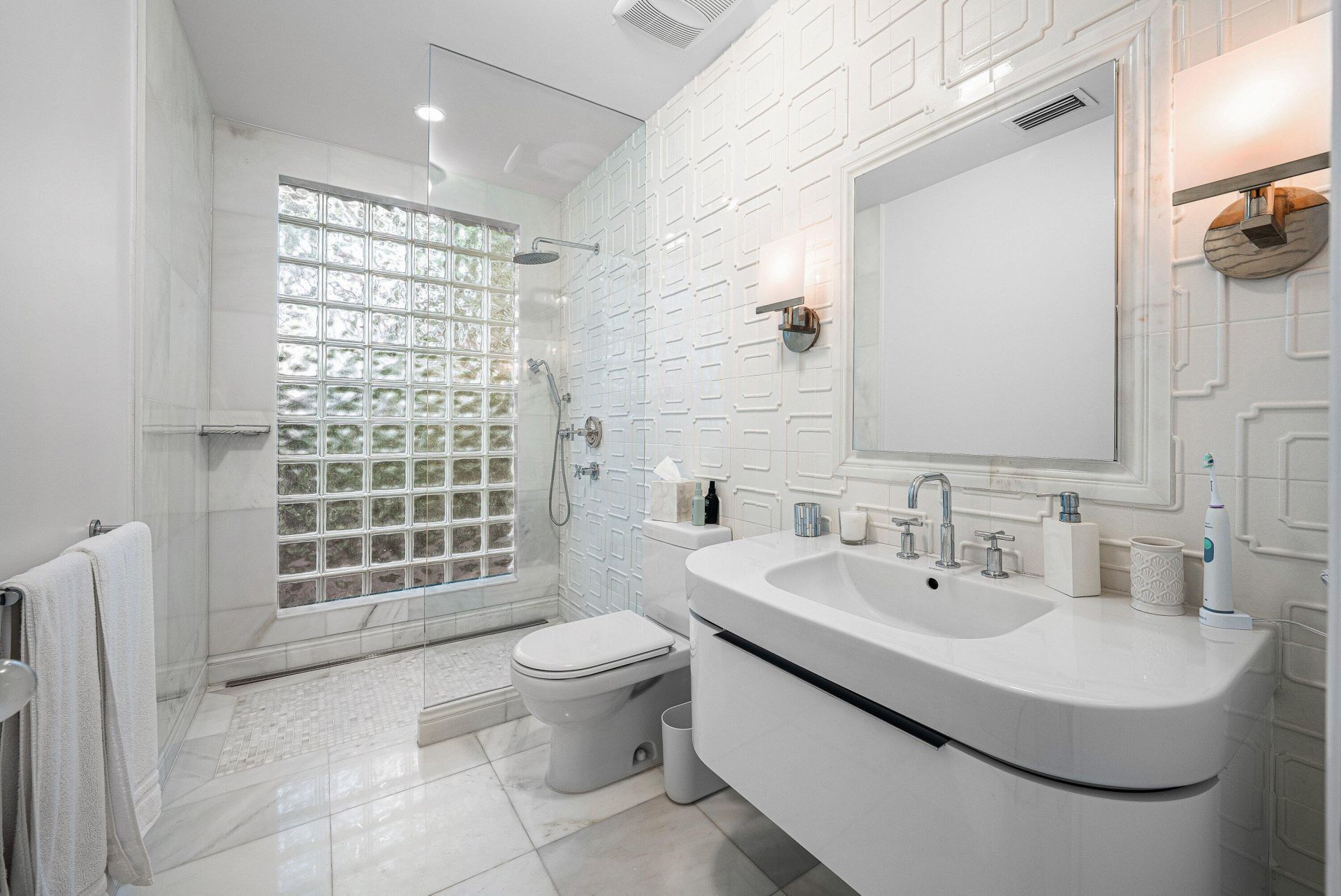 106 Beachway Drive, Ocean Ridge, FL 33435 Photo