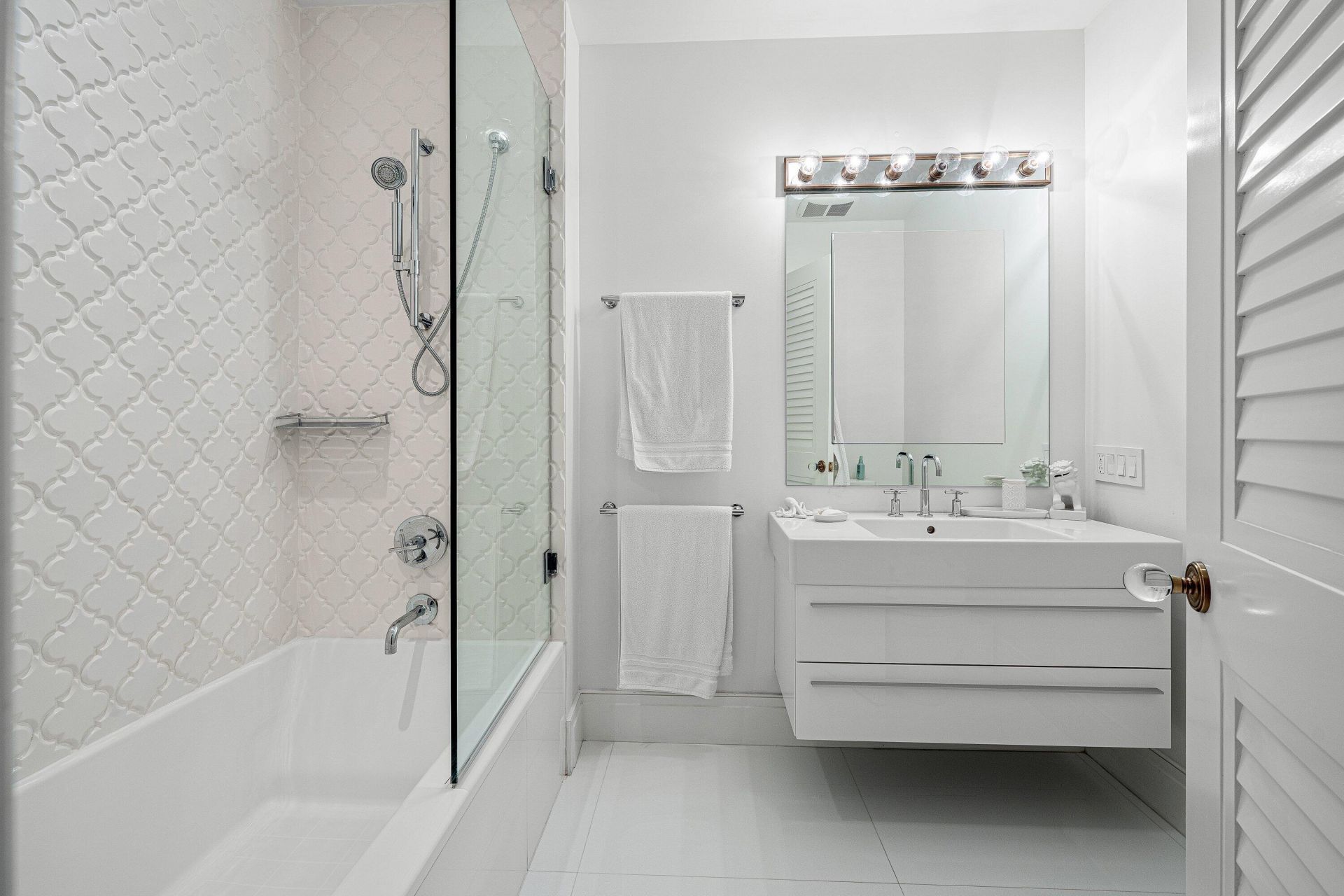 106 Beachway Drive, Ocean Ridge, FL 33435 Photo