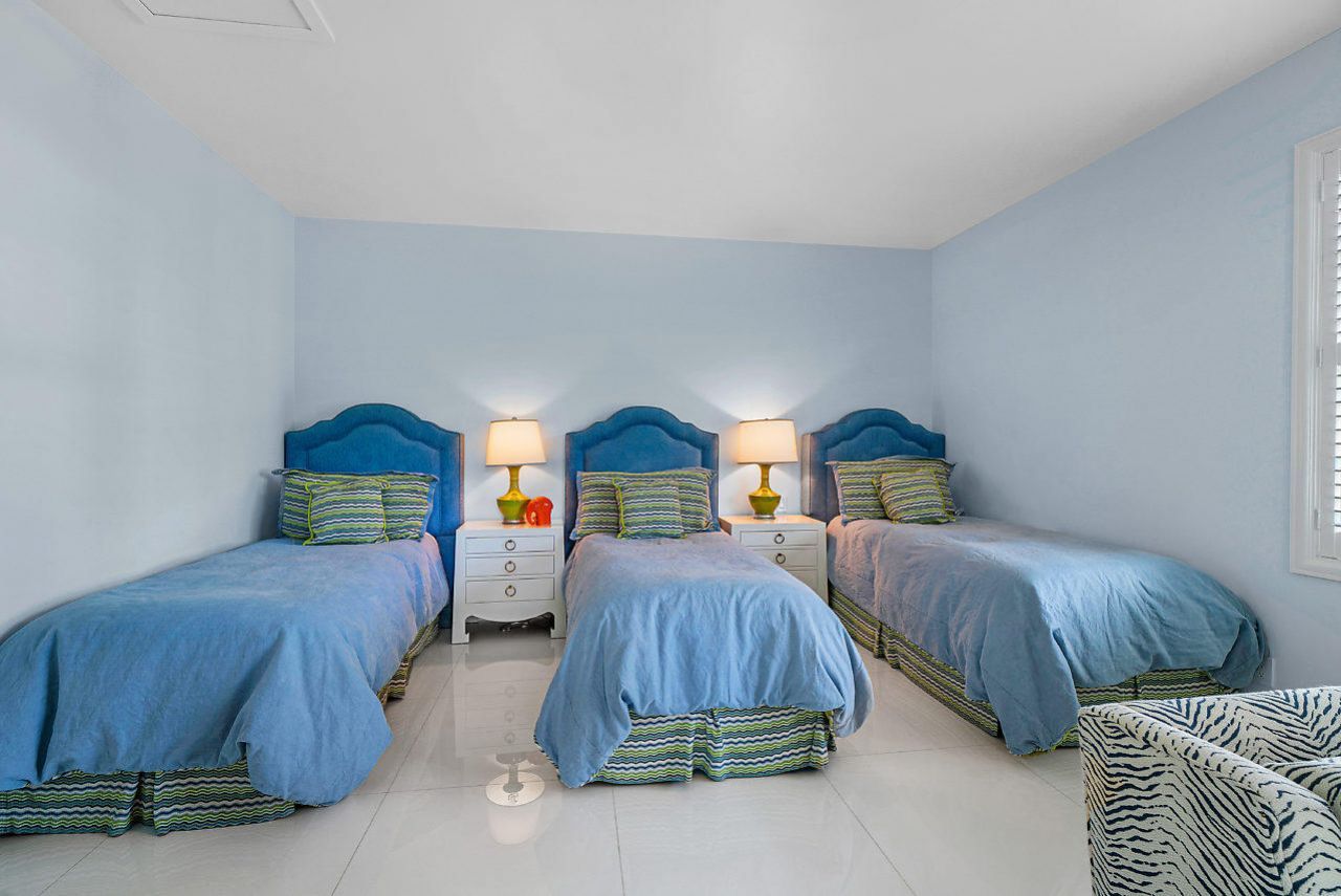 106 Beachway Drive, Ocean Ridge, FL 33435 Photo