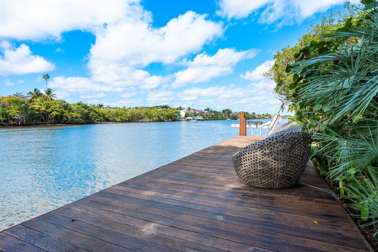 8 Driftwood Landing, Gulf Stream, FL 33483 Photo