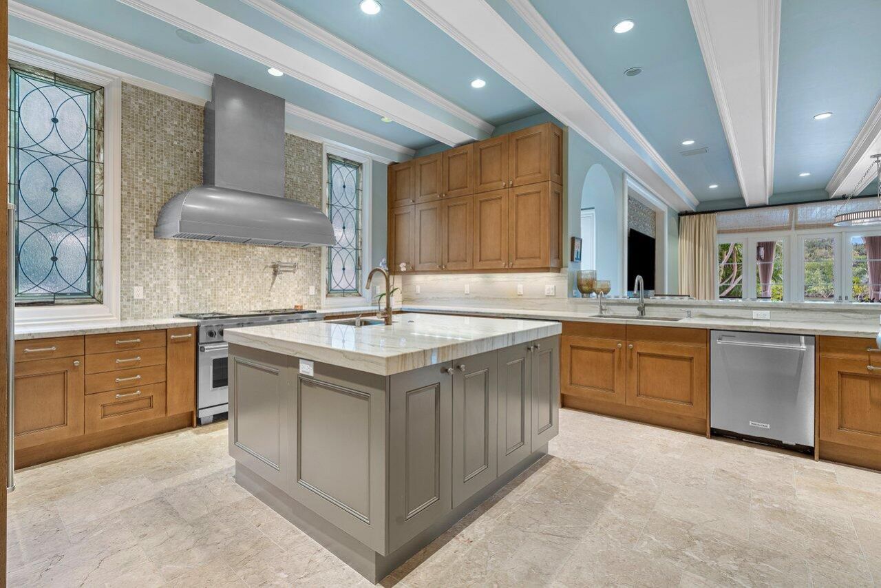 8 Driftwood Landing, Gulf Stream, FL 33483 Photo